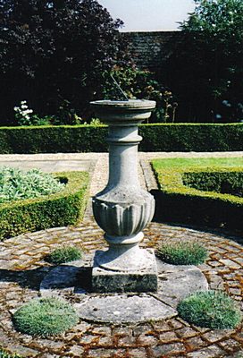 Large Classic Dial on a Linford Pedestal